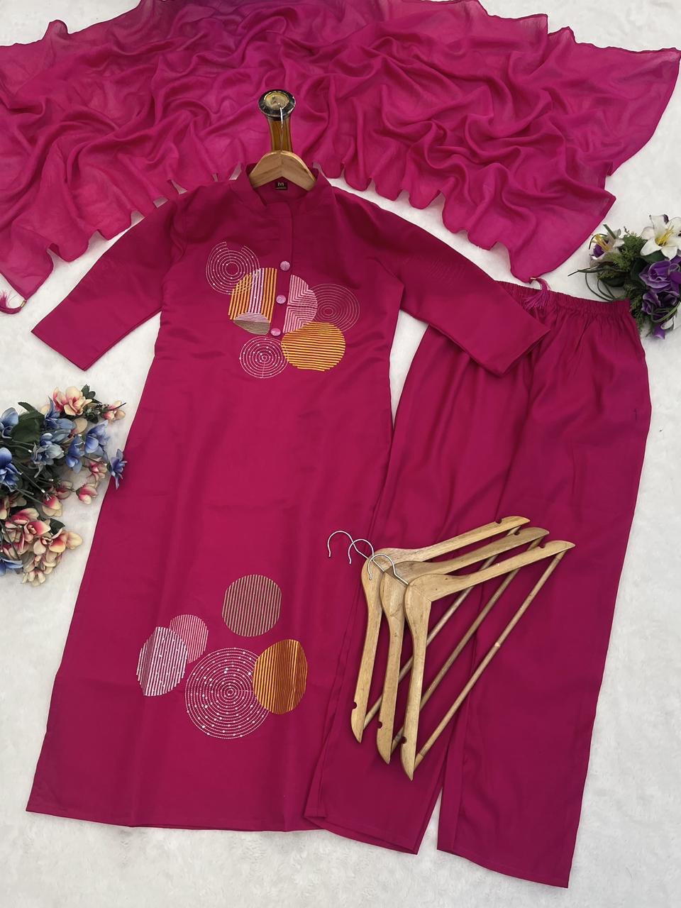Roman Fabric Beautiful Suit Set