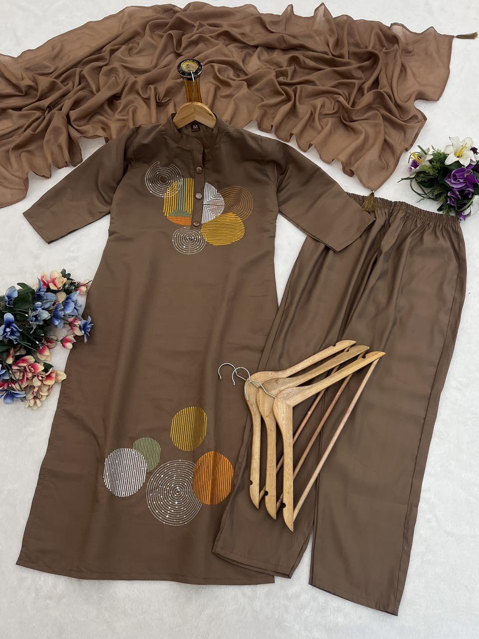 Roman Fabric Beautiful Suit Set