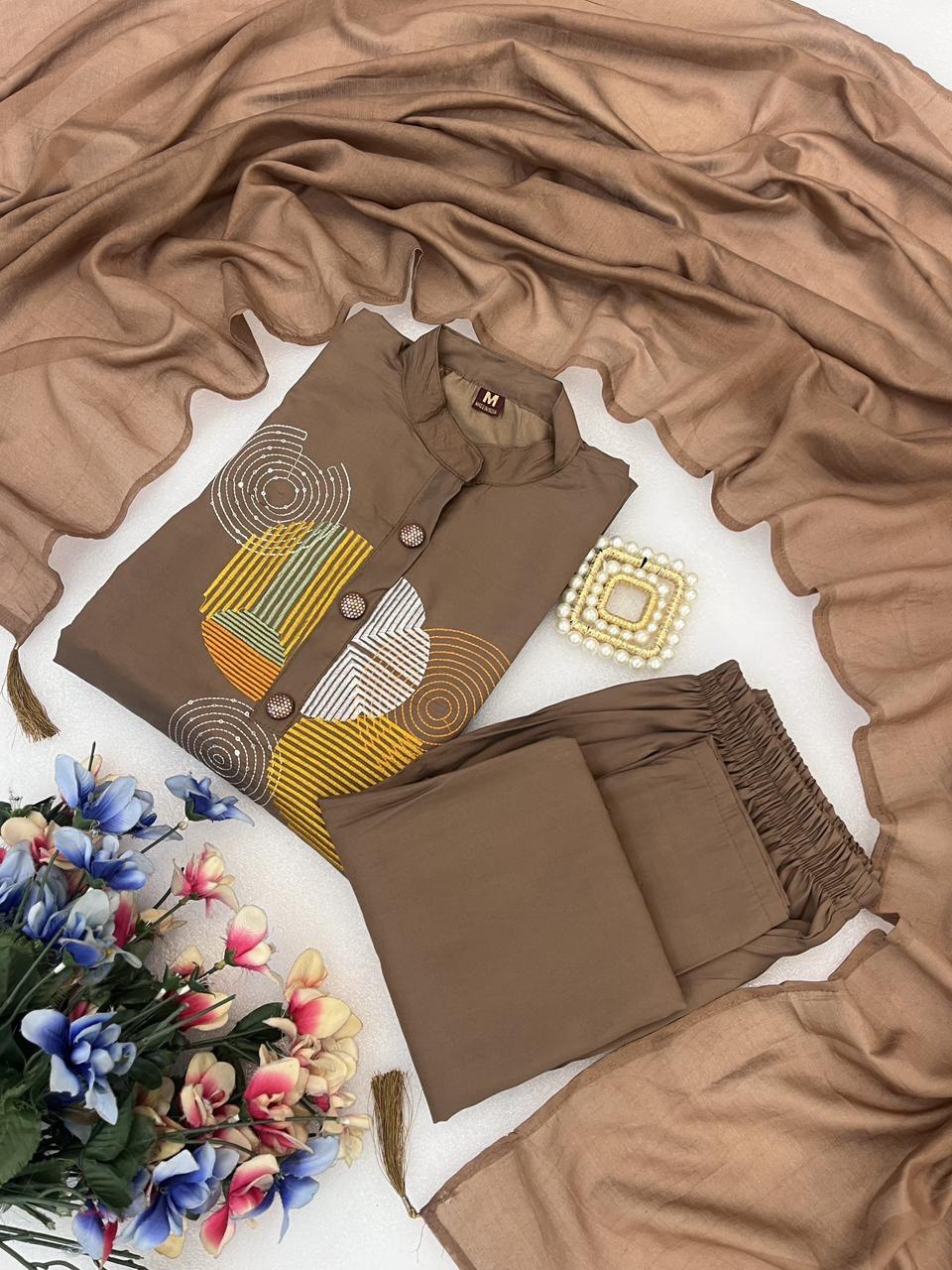 Roman Fabric Beautiful Suit Set