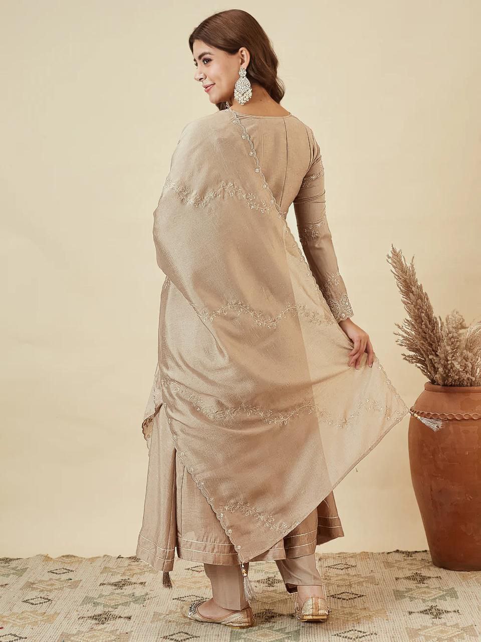 Luxurious Embroidered Anarkali Suit Set