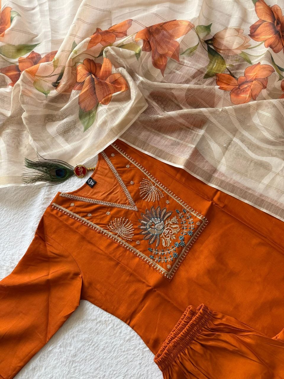 Kurti Pent Dupatta Set