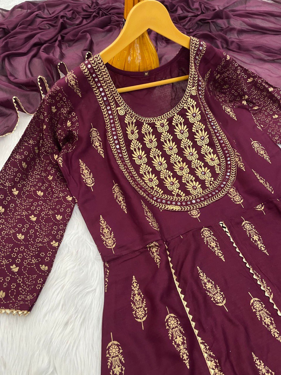 Reyon beautiful suit set and duppta