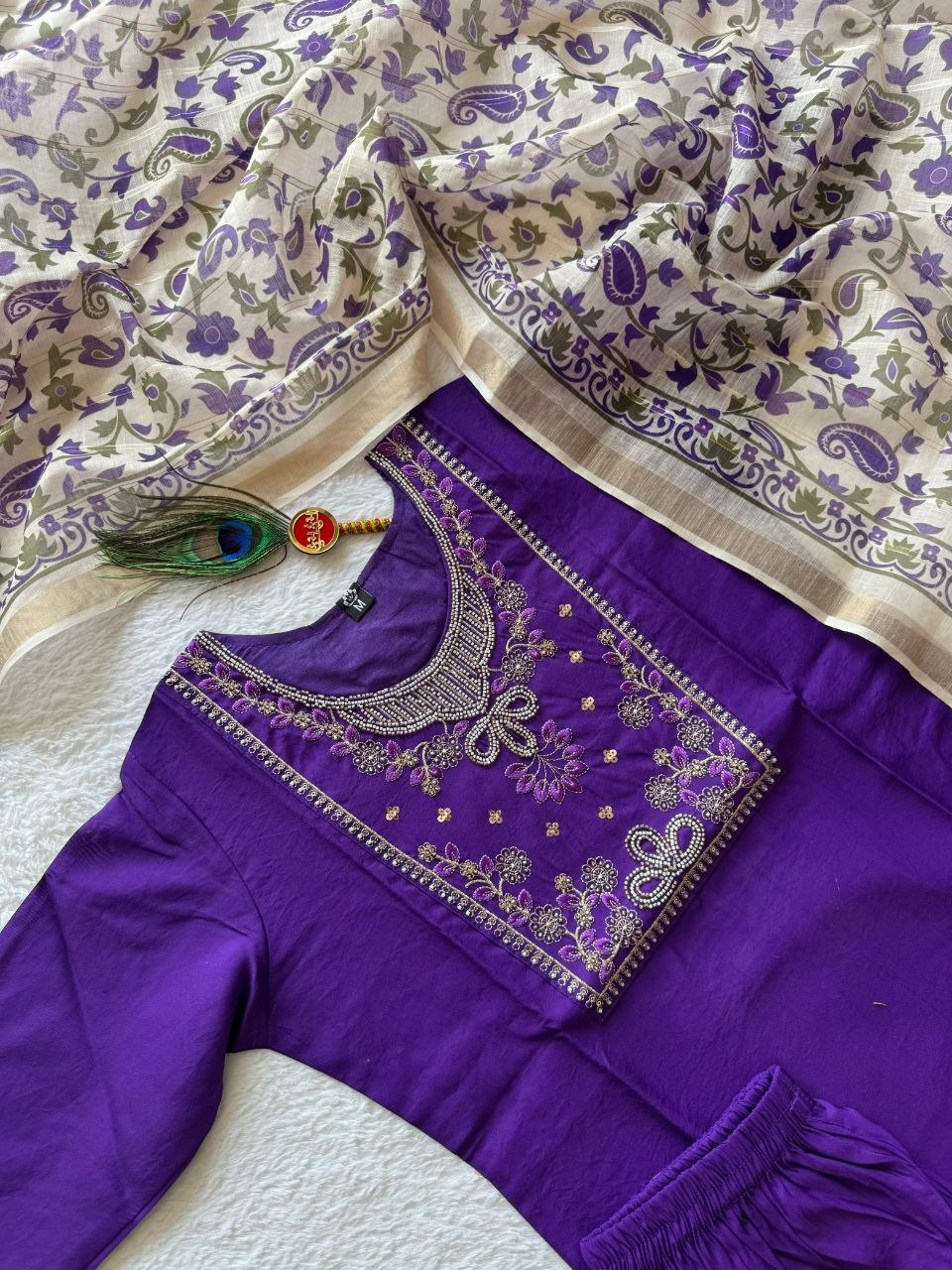 Kurti Pent Dupatta Set