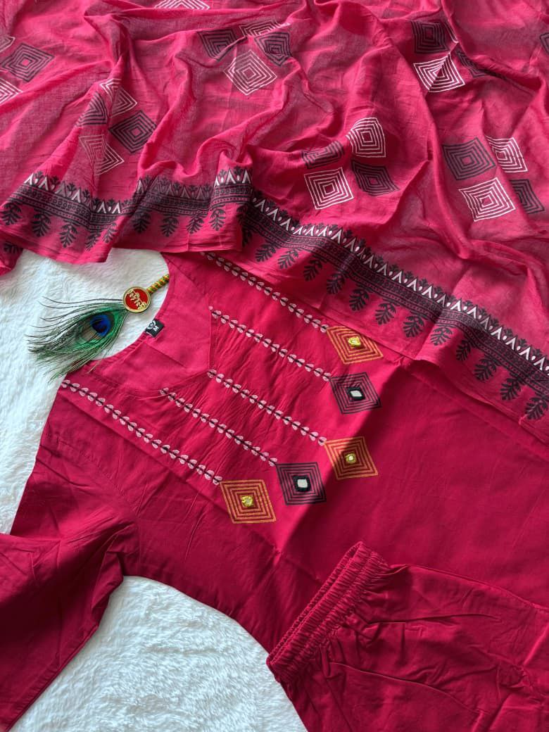 Kurti Pent Dupatta Set