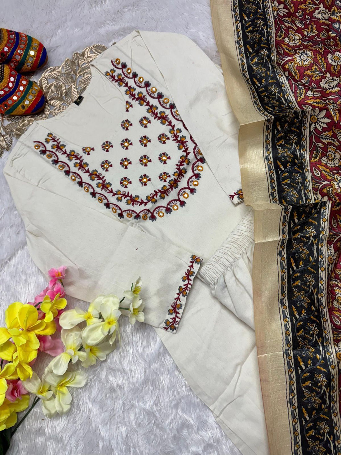 Rustic Bloom Khadi Cotton Suit Se